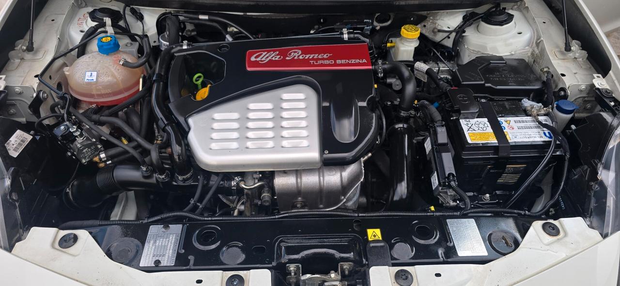 Alfa Romeo Giulietta 1.4 Turbo 120 CV GPL Distinctive