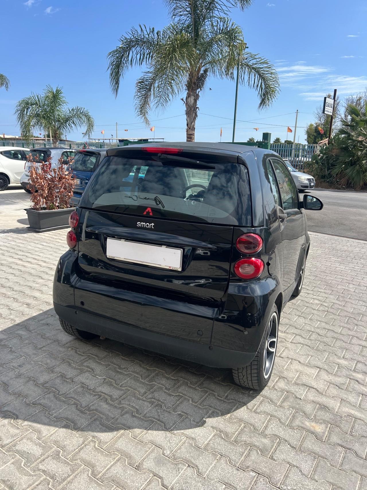 Smart ForTwo 1000 62 kW coupé passion