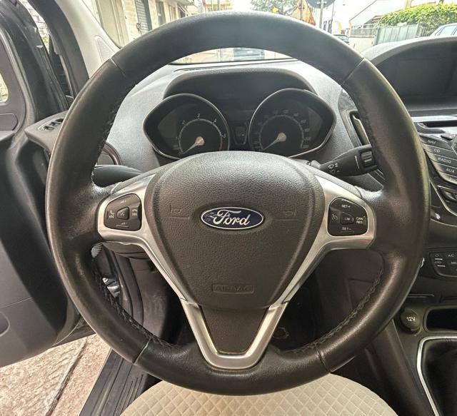 FORD Tourneo Courier 1.5 TDCI 95 CV Titanium