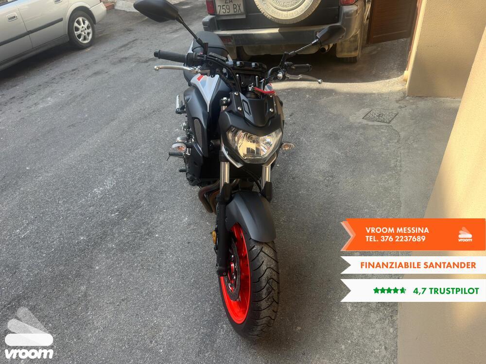 YAMAHA MT-07 SPORT