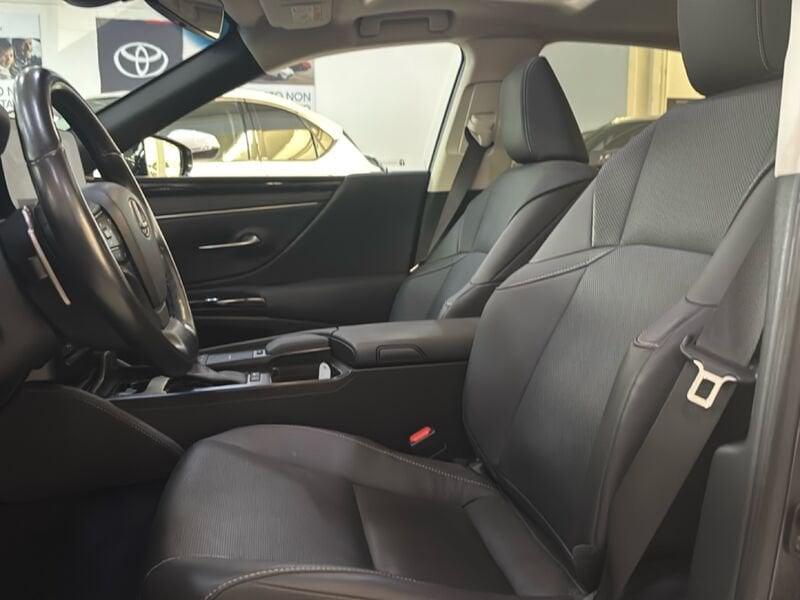Lexus ES 300h Executive