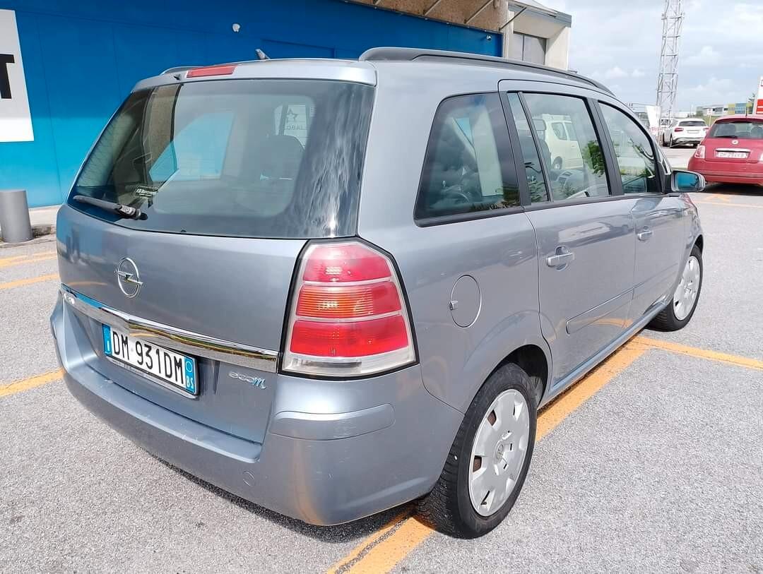 Opel Zafira 1.6 16V ecoM 94CV Cosmo