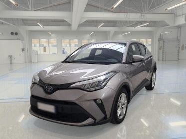 TOYOTA C-HR 1.8H 98CV E-CVT Business