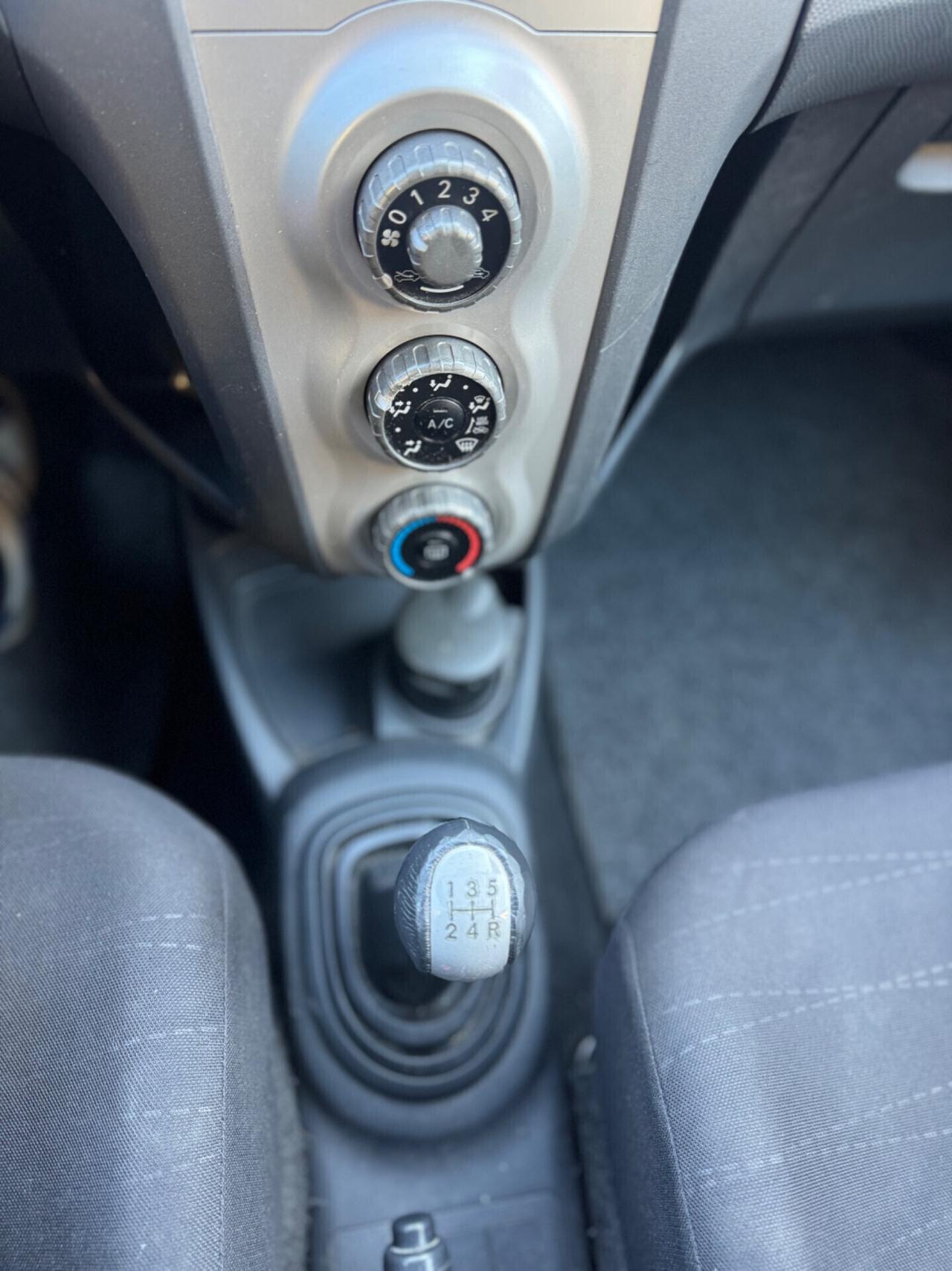 Toyota Yaris 1.0 2006