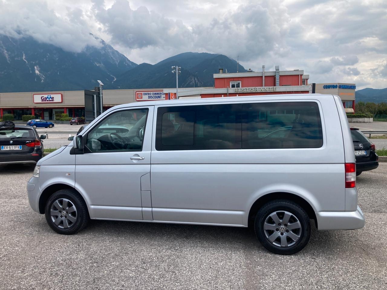 Volkswagen Multivan 2.5 TDI/130CV 4motion Highline