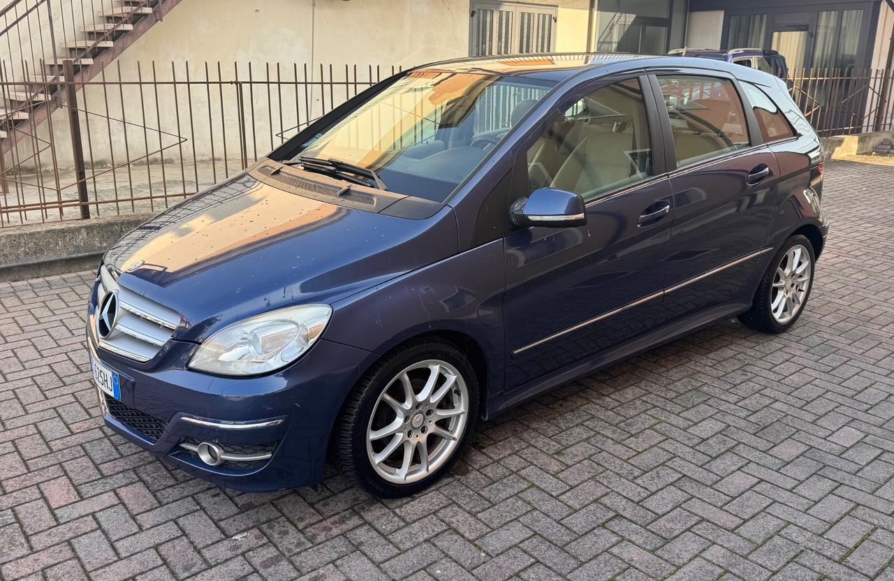 Mercedes-benz B 200 CDI Ok Neopatentati