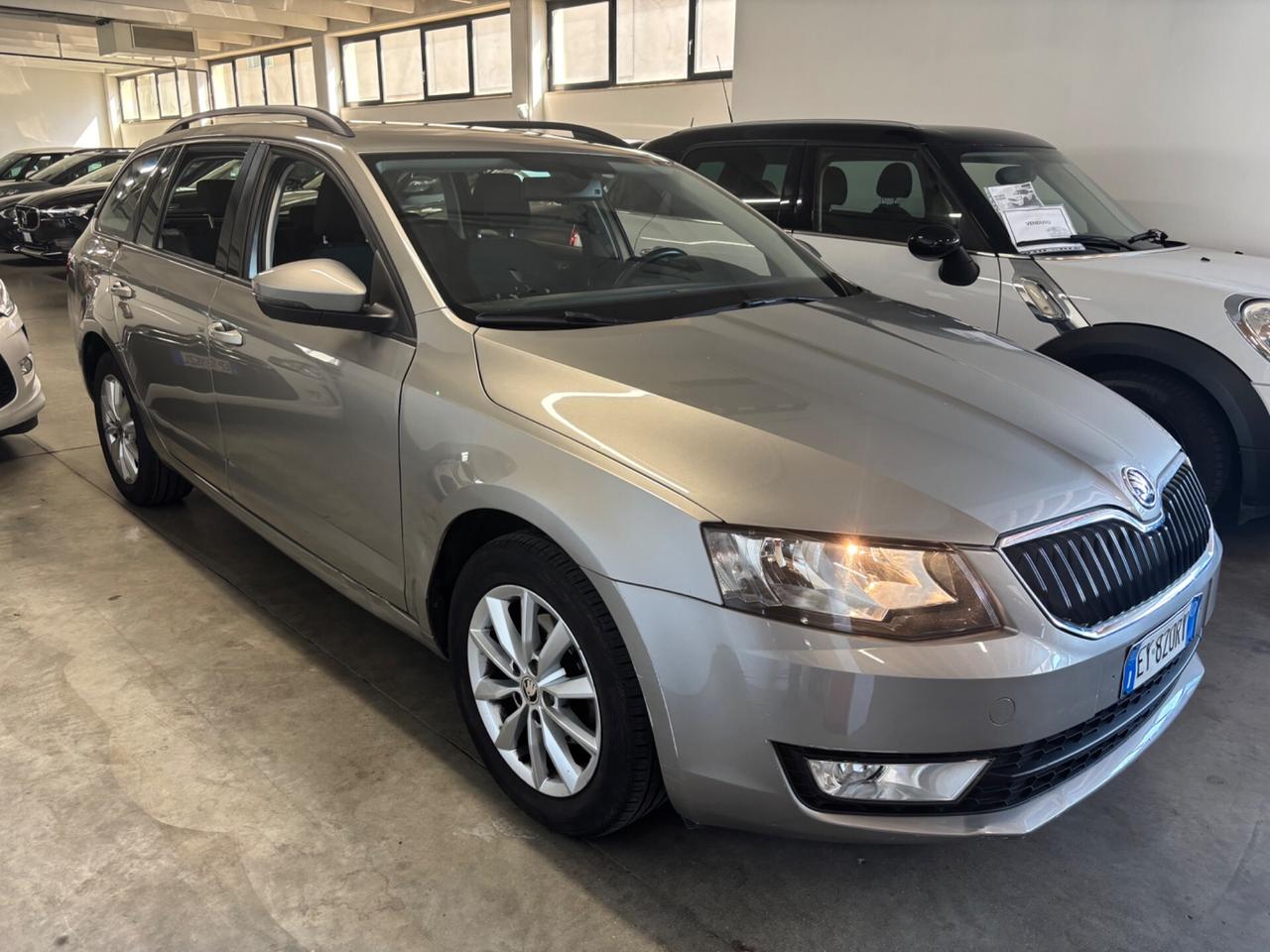 Skoda Octavia 1.6 TDI 105cv |OK NEOPATENTATI|