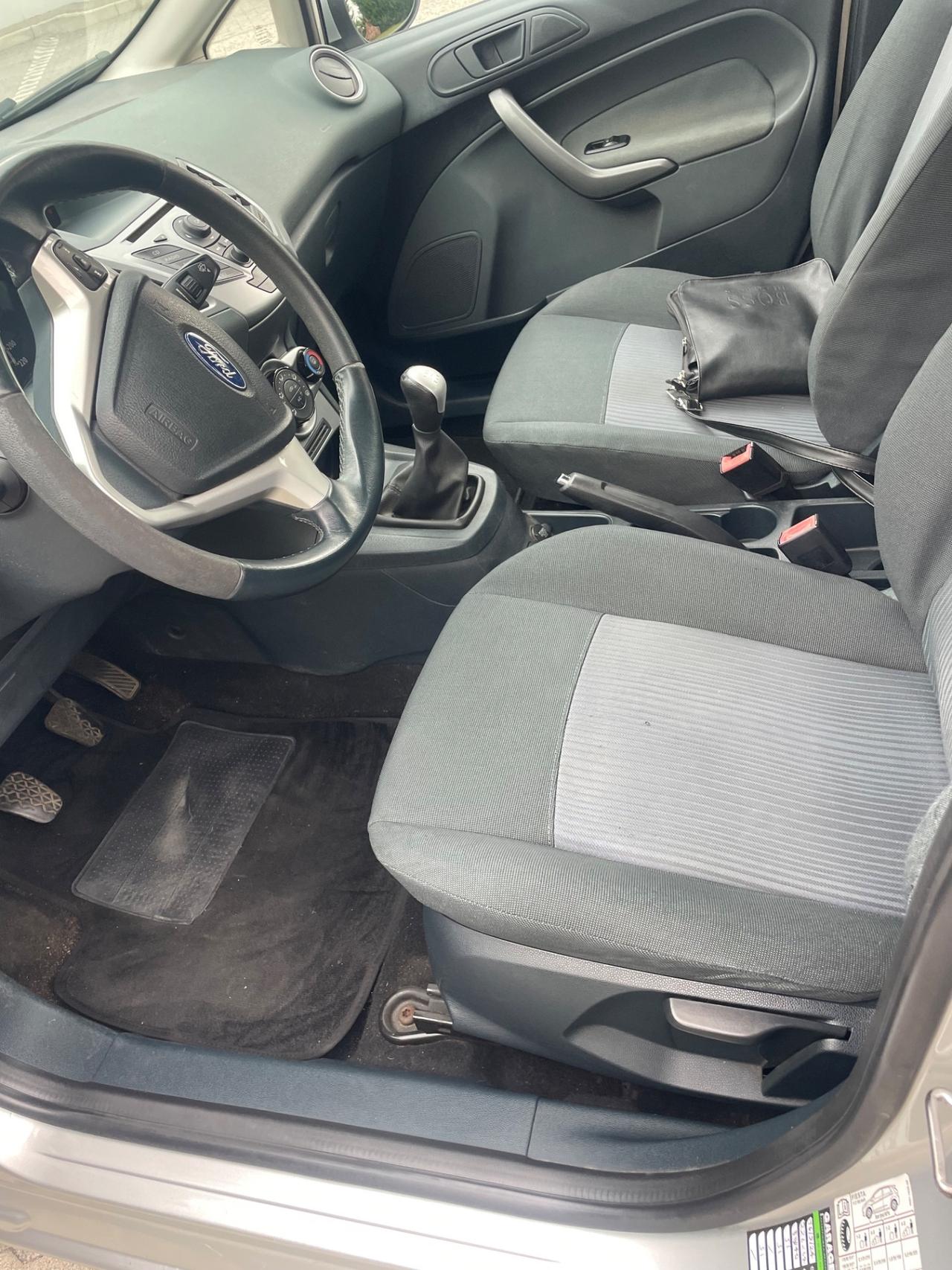 Ford Fiesta 1.2 benzina 5p. Titanium euro(5)