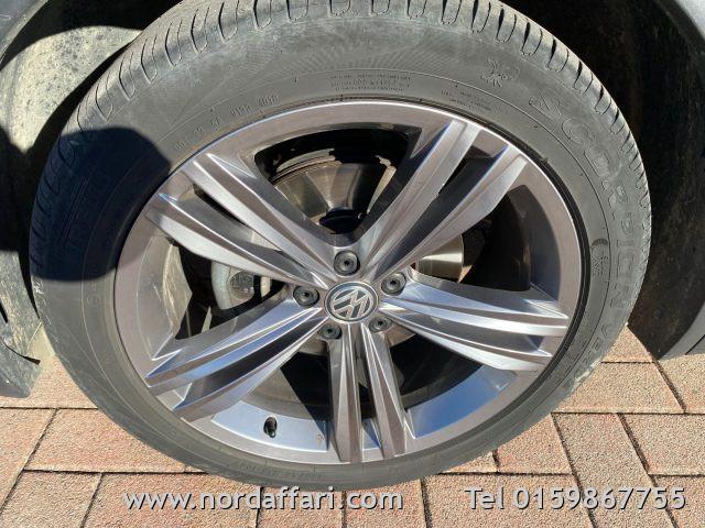 VOLKSWAGEN Tiguan 2.0 TDI SCR DSG 4MOTION Advanced BMT R-Line