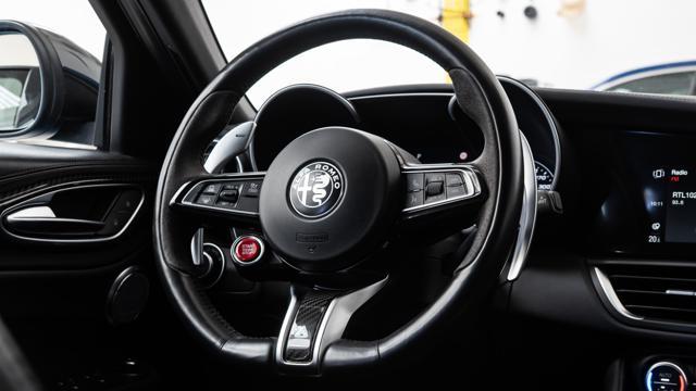 ALFA ROMEO Giulia V6 Bi-Turbo Quadrifoglio AKRAPOVIC CARBOCERAMICI