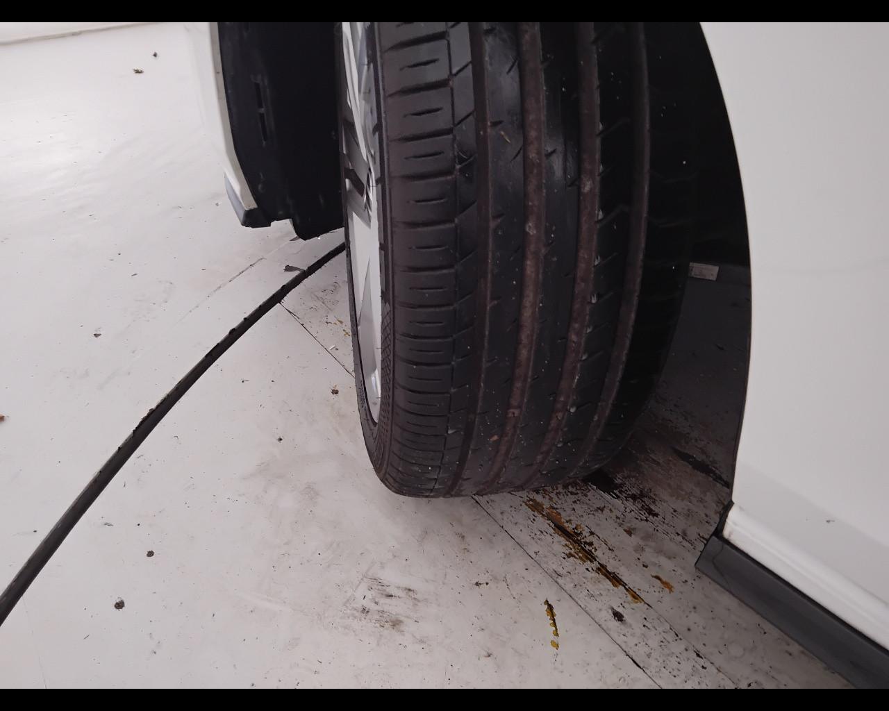 VOLKSWAGEN Golf VIII 2020 - Golf 1.5 tsi evo R-Line 130cv