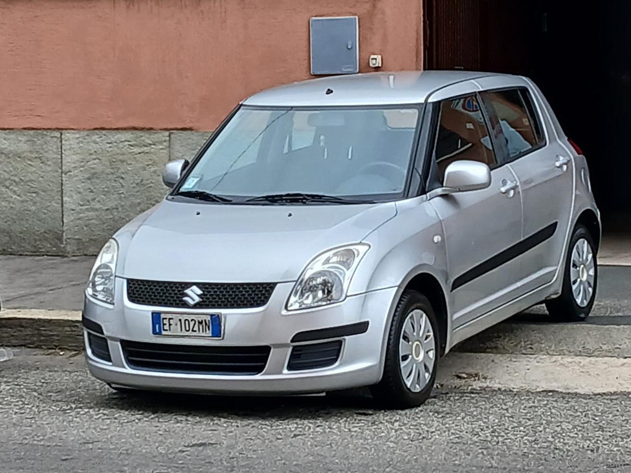SUZUKI Swift 1.3 GPL 5p. GL