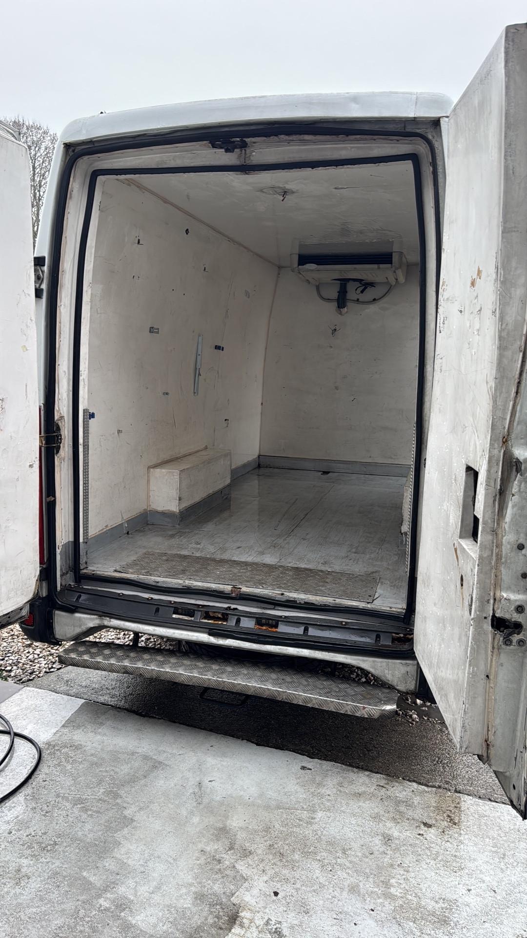 Iveco Daily 2.5 Diesel Furgone Frigo