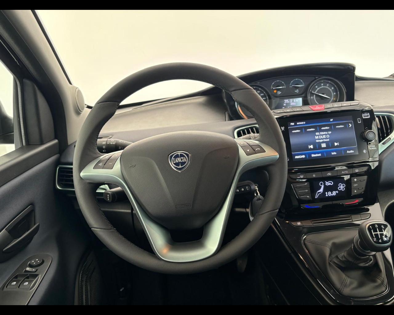 LANCIA Ypsilon III 2021 - Ypsilon 1.0 firefly hybrid Platino s&s 70cv