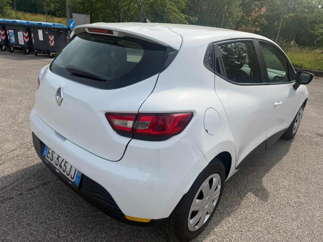 RENAULT Clio 1.2 75CV 5 porte Live senza nessun lavoro da fare