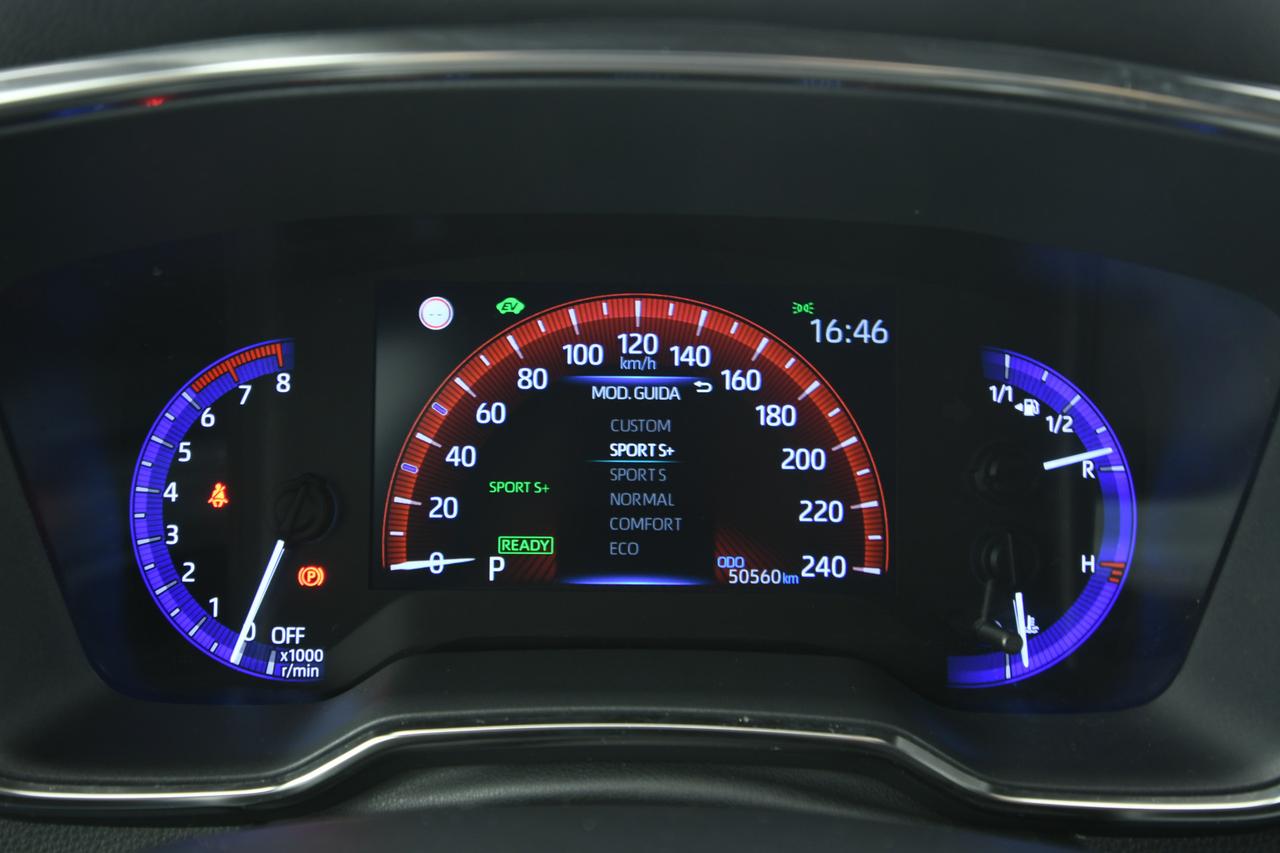 TOYOTA Corolla 2.0h GR Sport cvt CAMERA+ACC+APP CONNECT