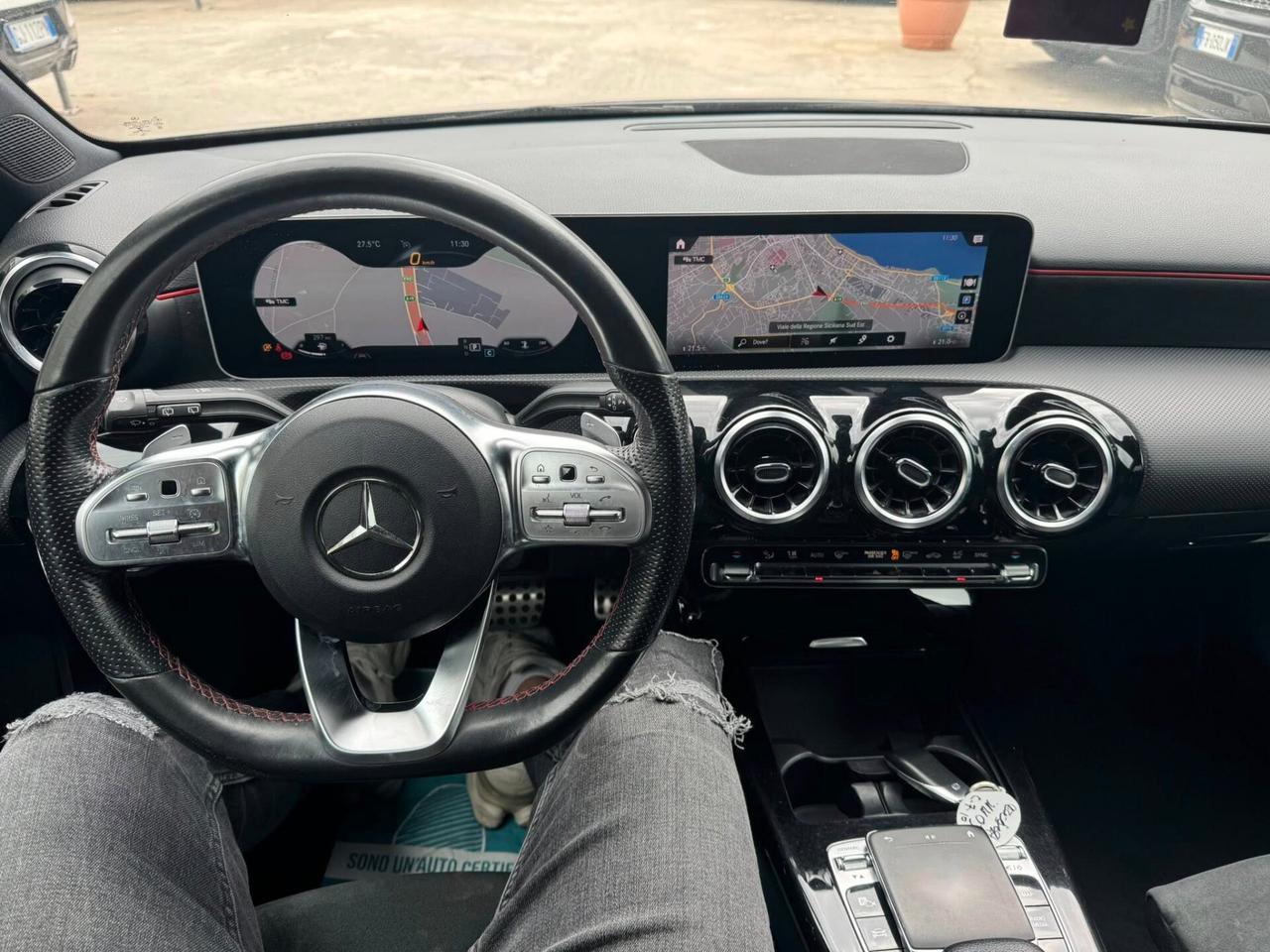 MERCEDES A200d PREMIUM AMG NIGHT EDITION