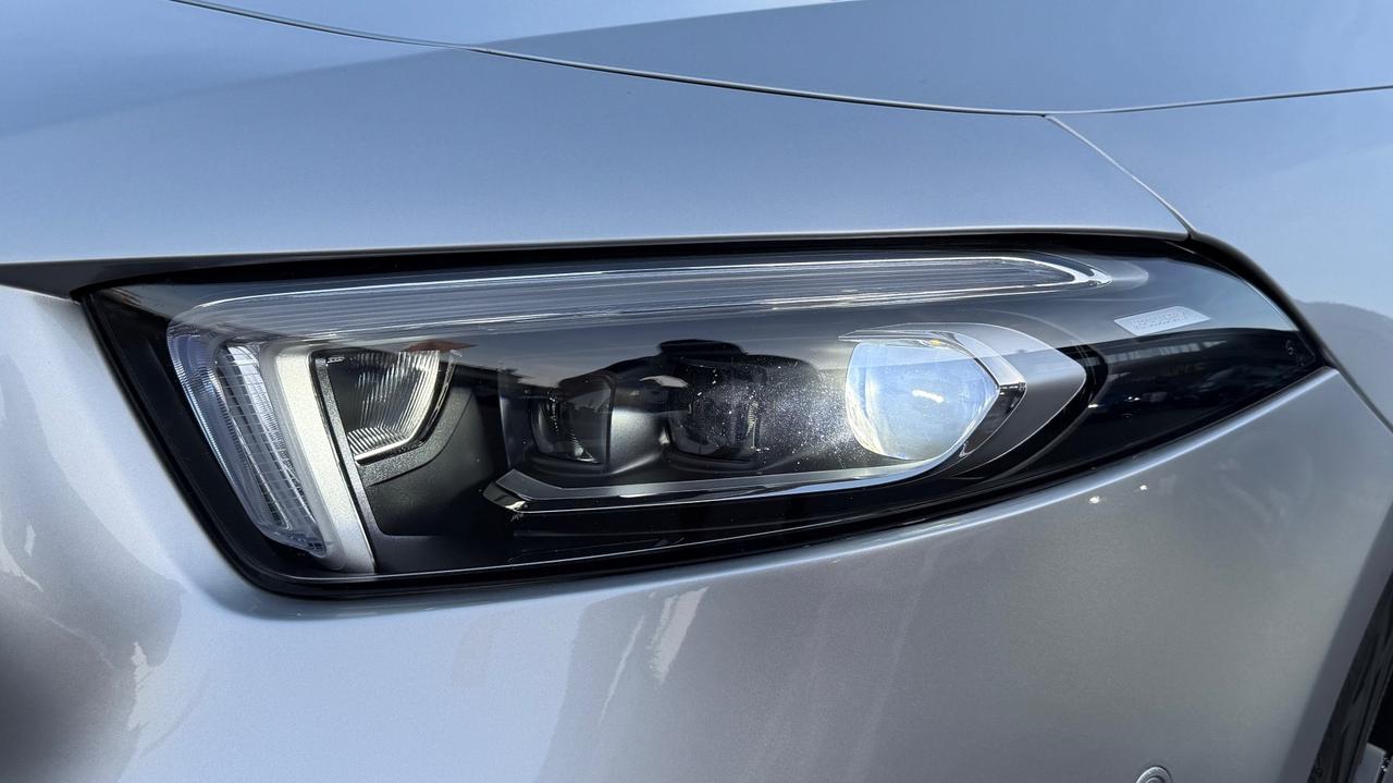 MERCEDES-BENZ CLASSE A250 4-MATIC 2.0 PREMIUM AT7 224CV - ALCANTARA, PACCHETTO LUCI