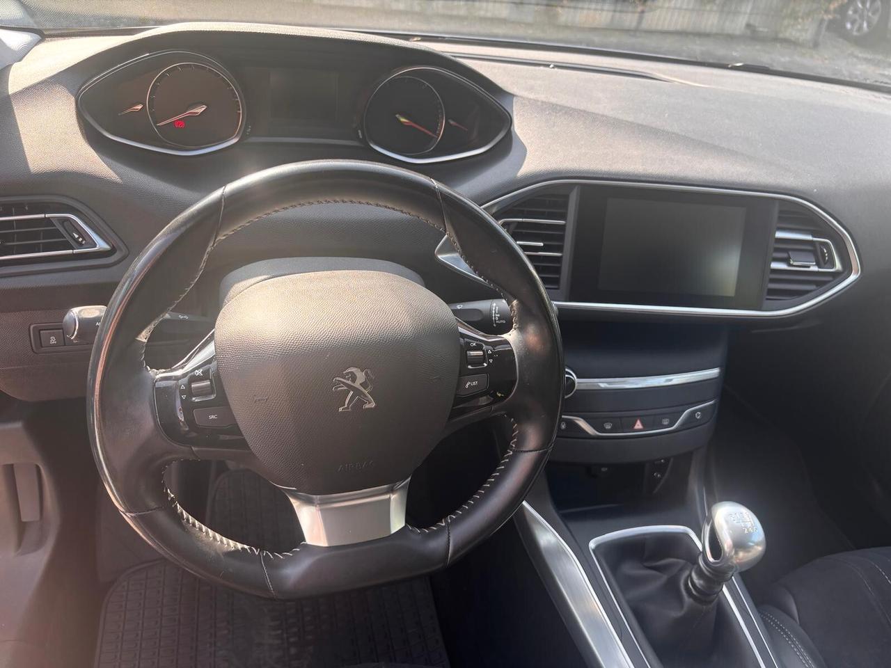 Peugeot 308 PureTech Turbo 130 S&S Allure