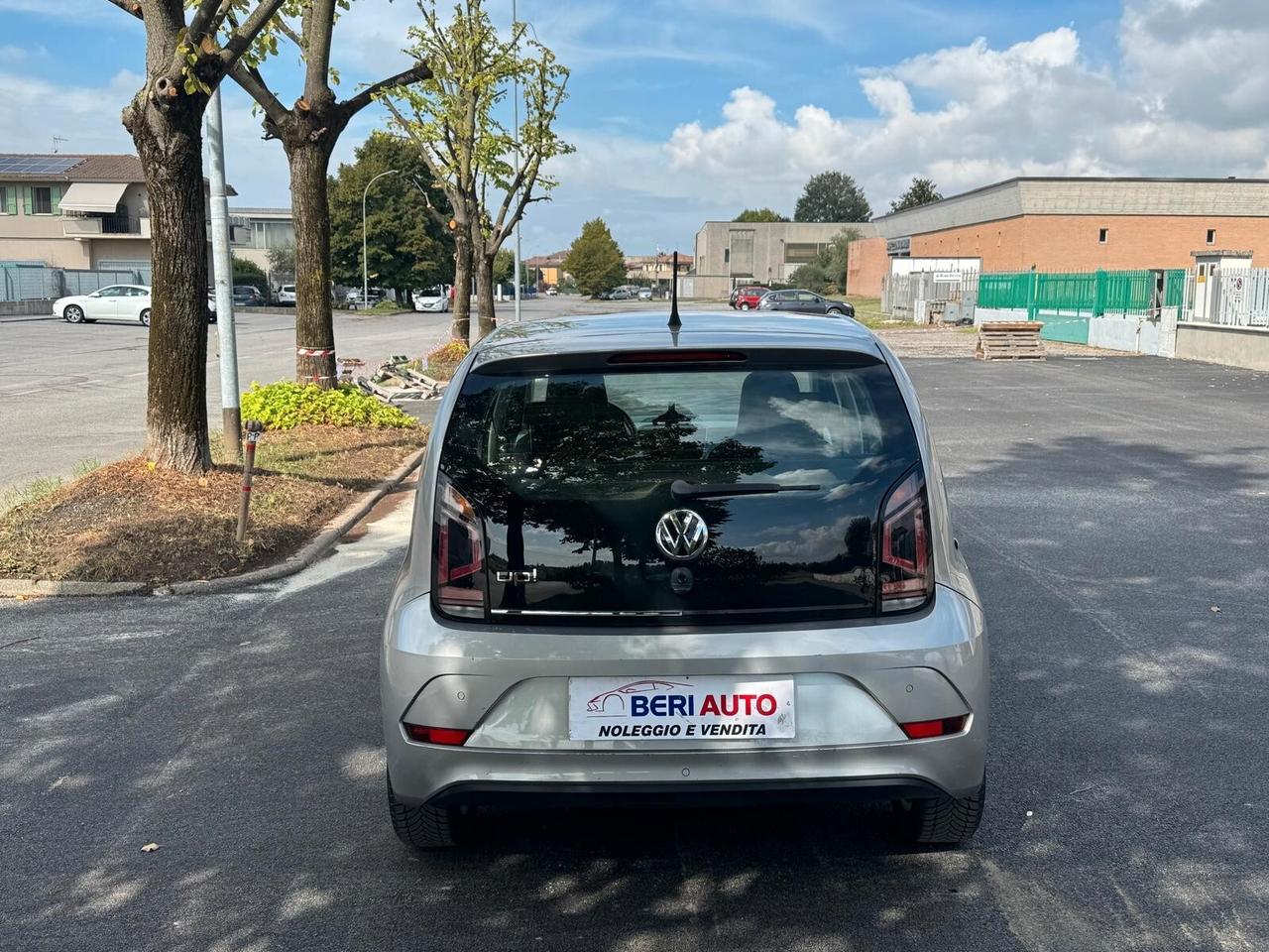 Volkswagen up! Adatta a neopatentati cambio automatico
