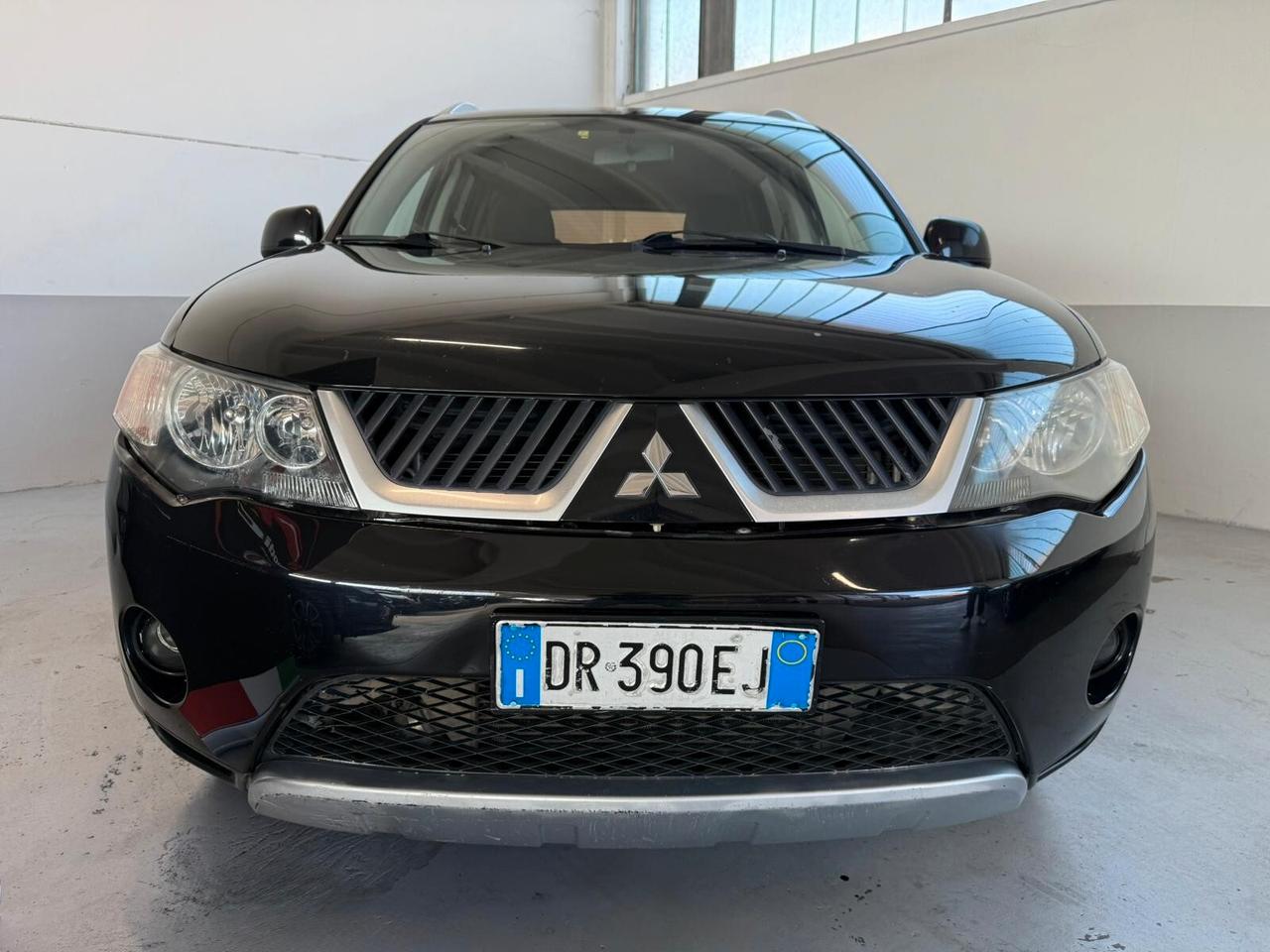 Mitsubishi Outlander 2.0 DI-D Invite DPF