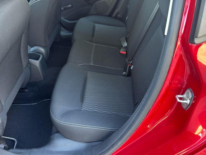 Peugeot 208 208 5p 1.2 puretech Active s&s 82cv neopatentati