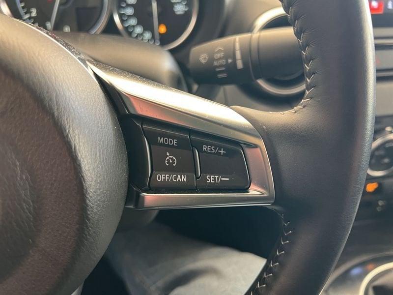 Mazda MX-5 MX-5 2.0L Skyactiv-G Exclusive-Line