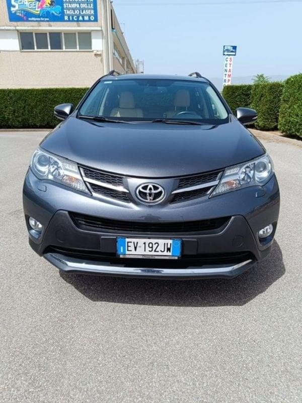 Toyota RAV4 RAV4 2.2 D-CAT A/T 4WD Lounge