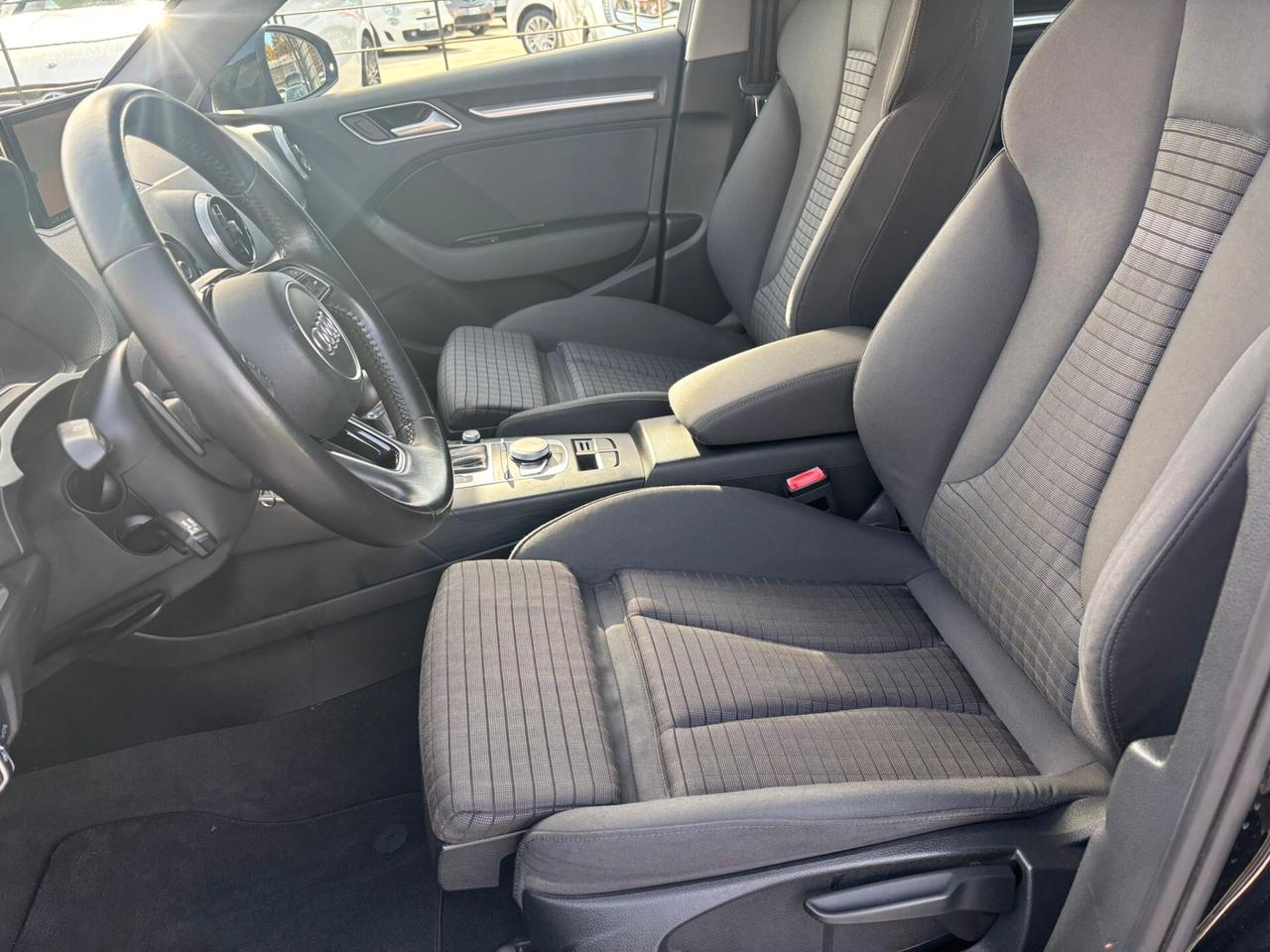 Audi A3 1.6 TDI 116 CV S tronic Sport