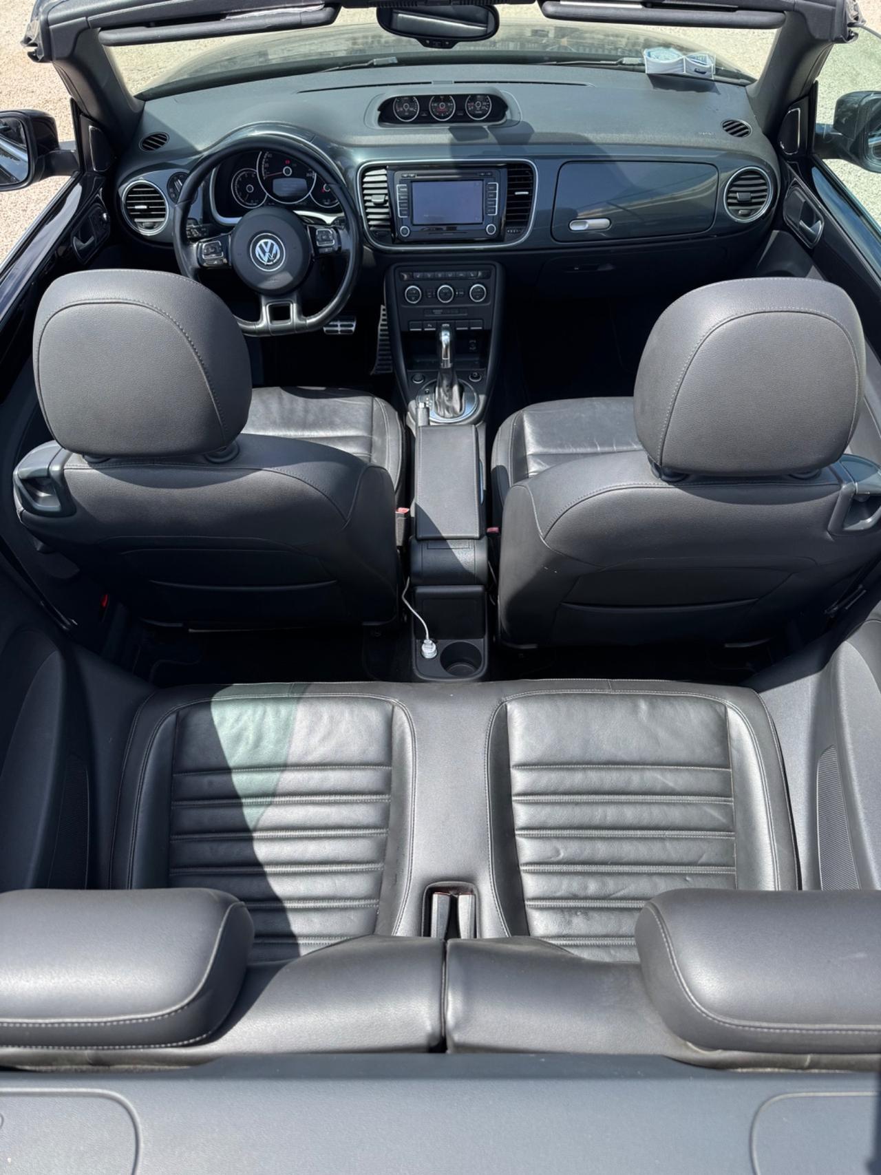 Volkswagen Maggiolino Cabrio 2.0 TDI Sport