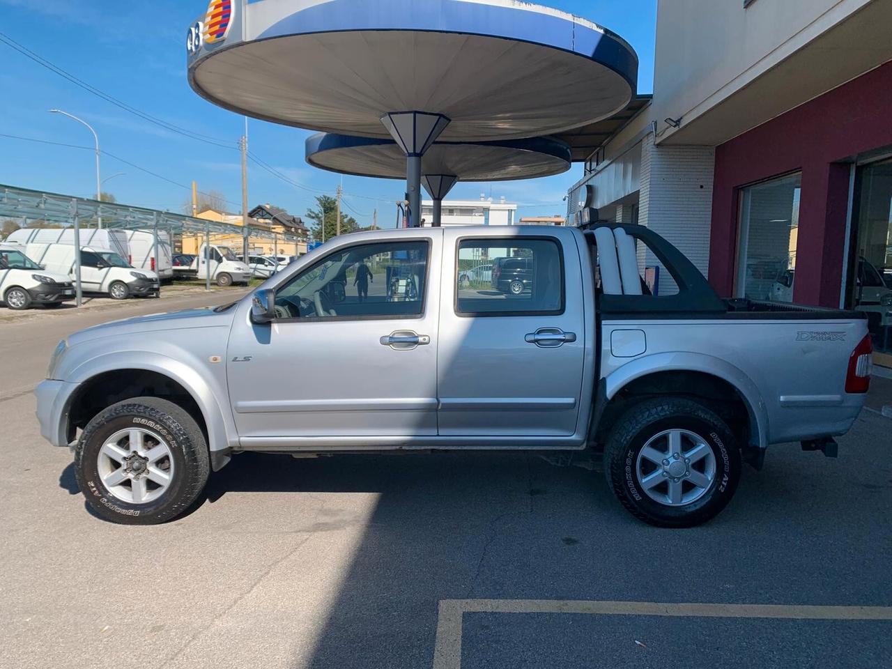 Isuzu D-Max I 3.0 TD Space LS