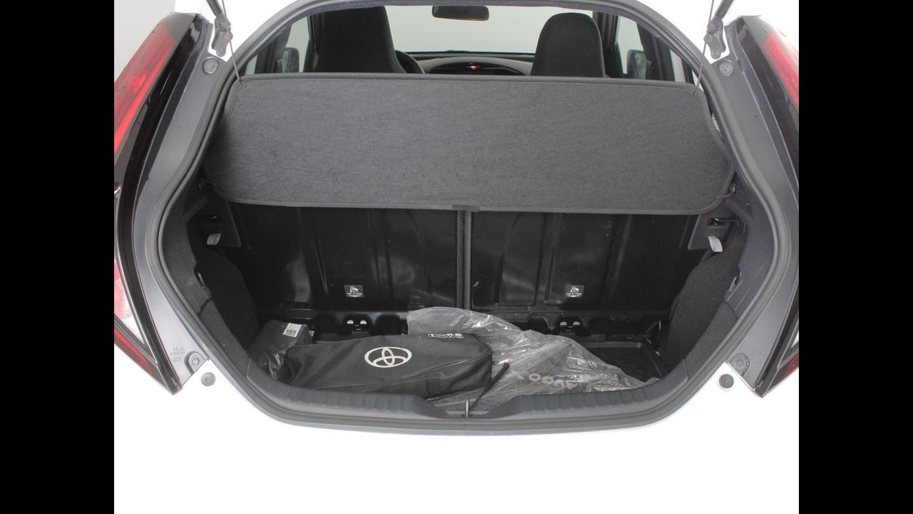 TOYOTA Aygo X - Aygo X 1.0 Active 72cv