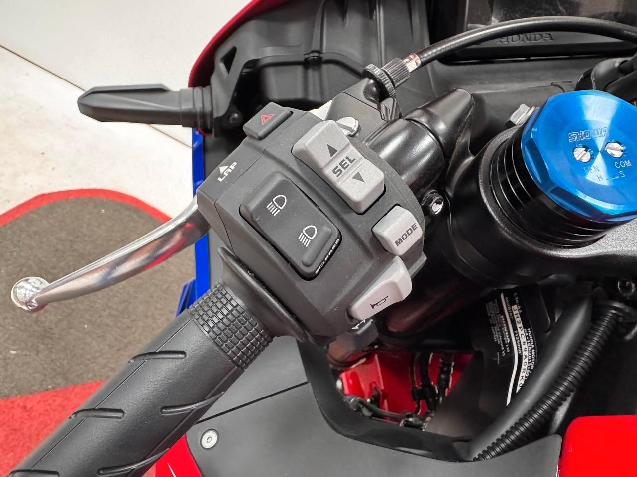 Honda CBR 600 RR - KM0 DA 156 € AL MESE – SENZA ANTICIPO