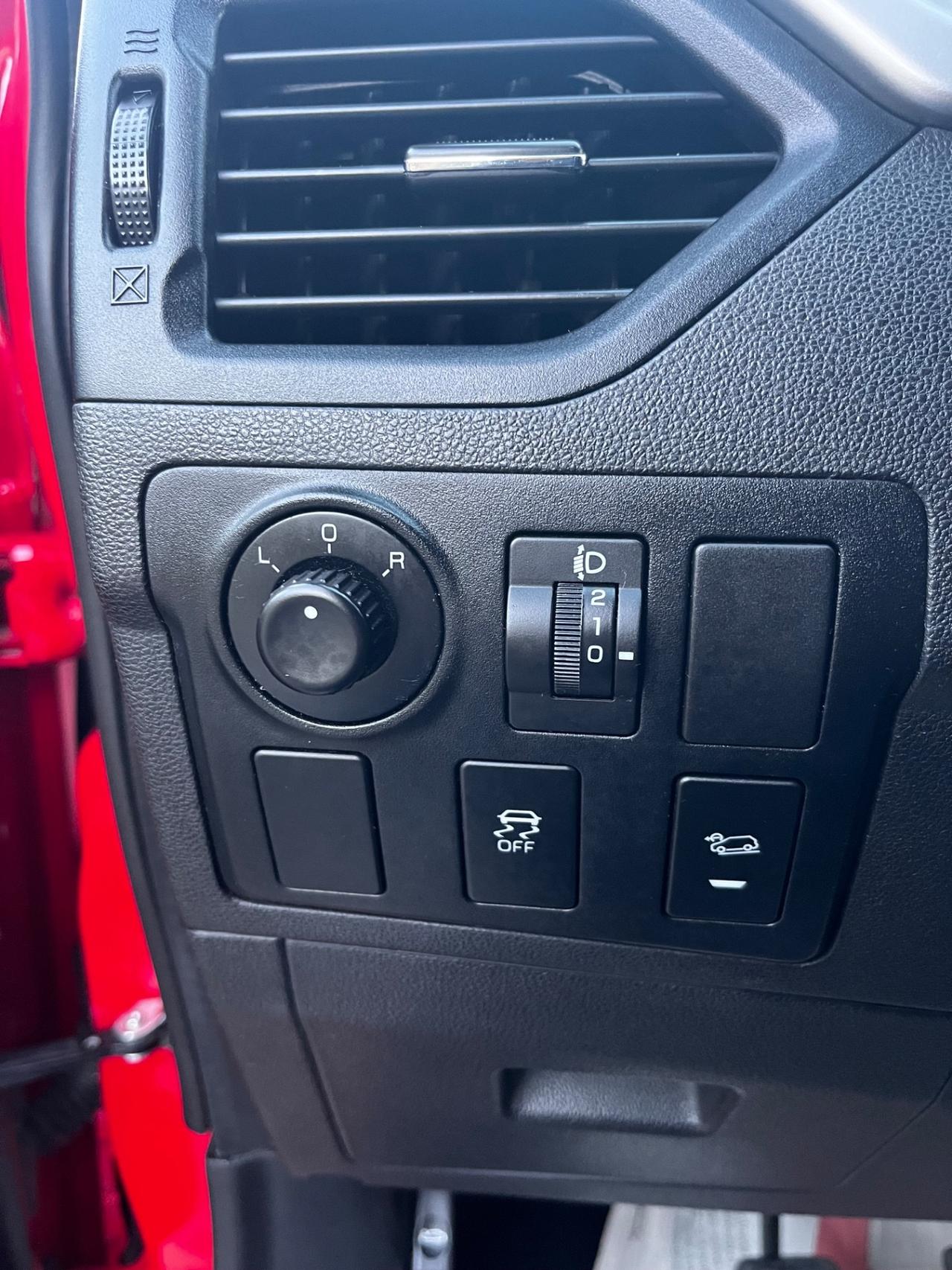 Mahindra KUV100 1.2 VVT K8