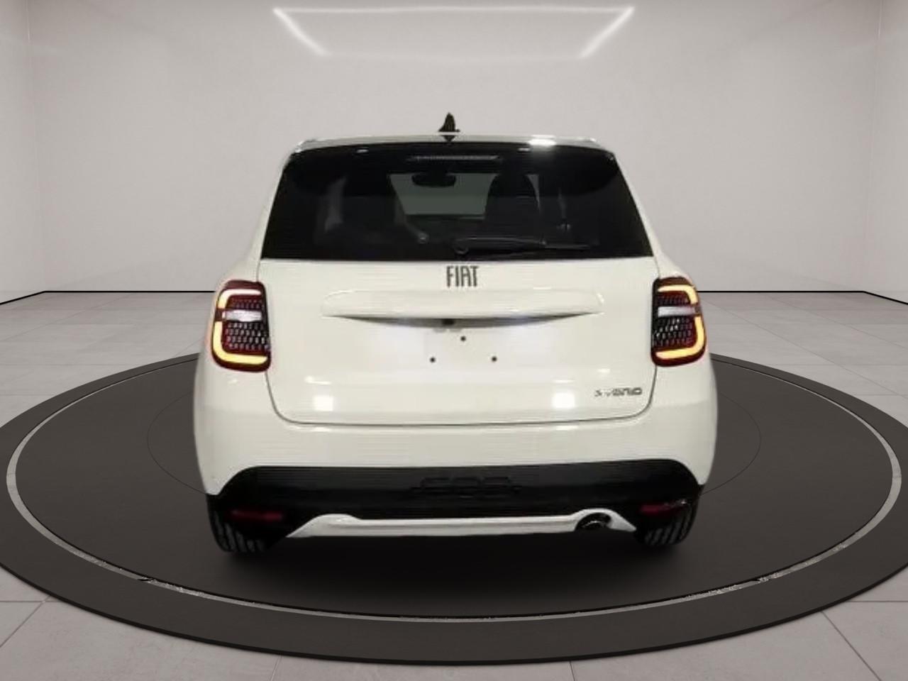 Fiat 600 Hybrid 110 CV DCT MHEV La Prima
