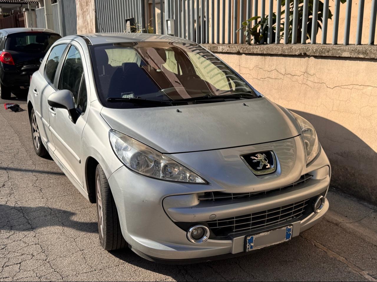 Peugeot 207 1.6 HDi 110CV 5p. Féline