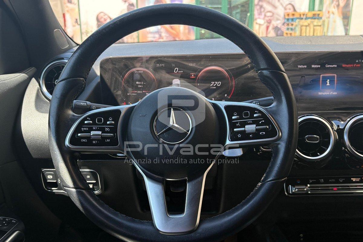 MERCEDES GLA 180 d Automatic Sport