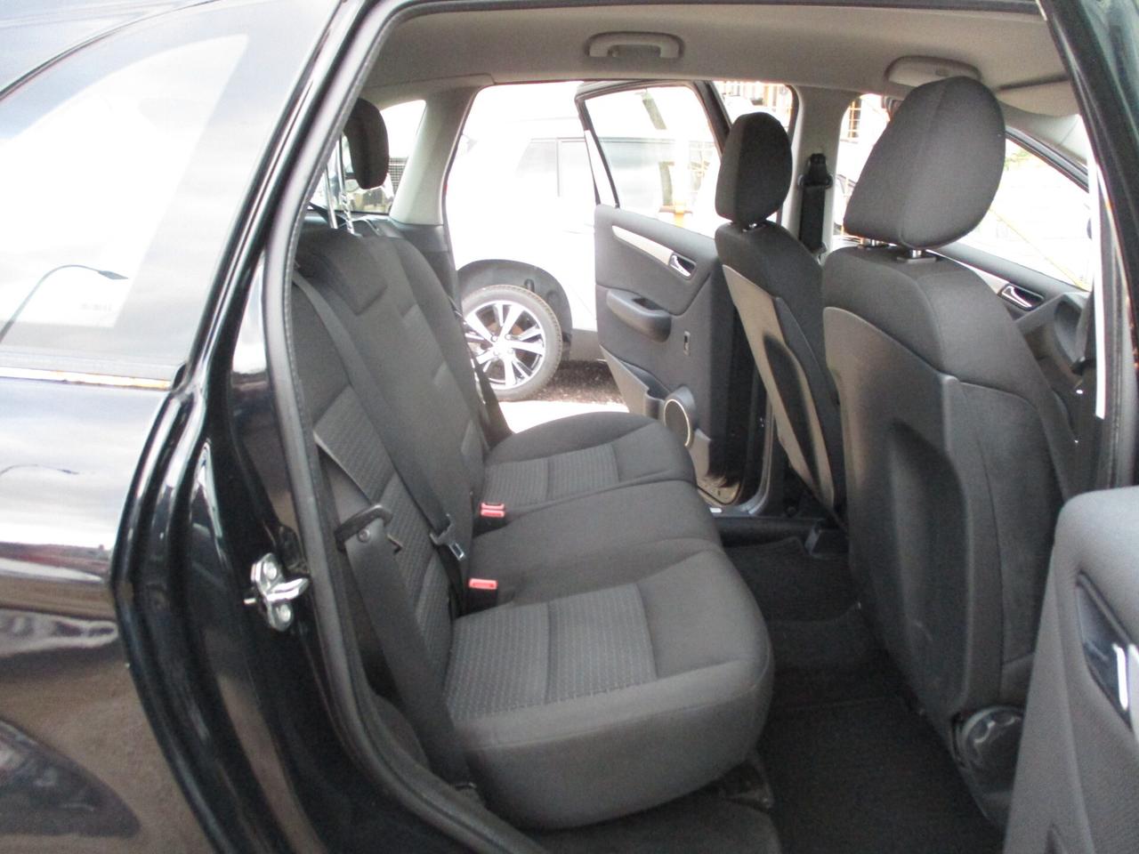 Mercedes-benz B 180 CDI Executive MOLTO BELLA 2010