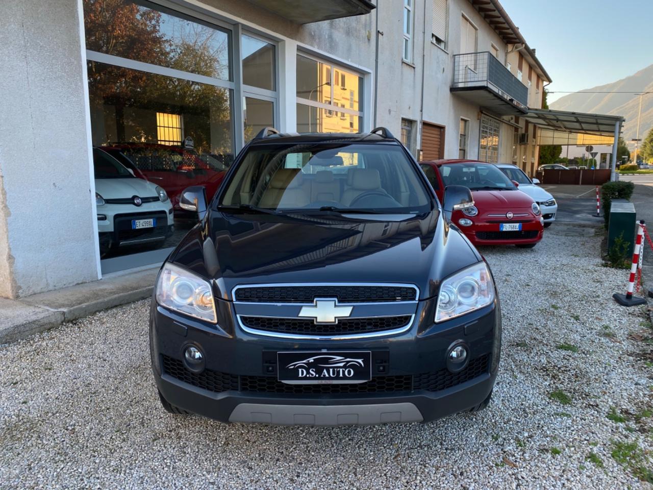 Chevrolet Captiva 2.0 7 POSTI 4x4 automatica