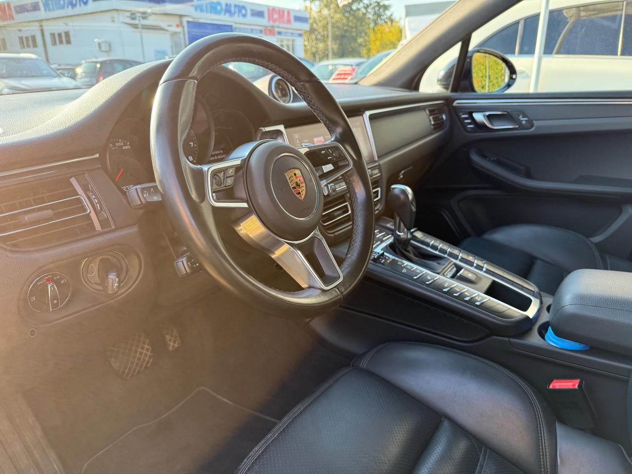 Porsche Macan 2.0 T
