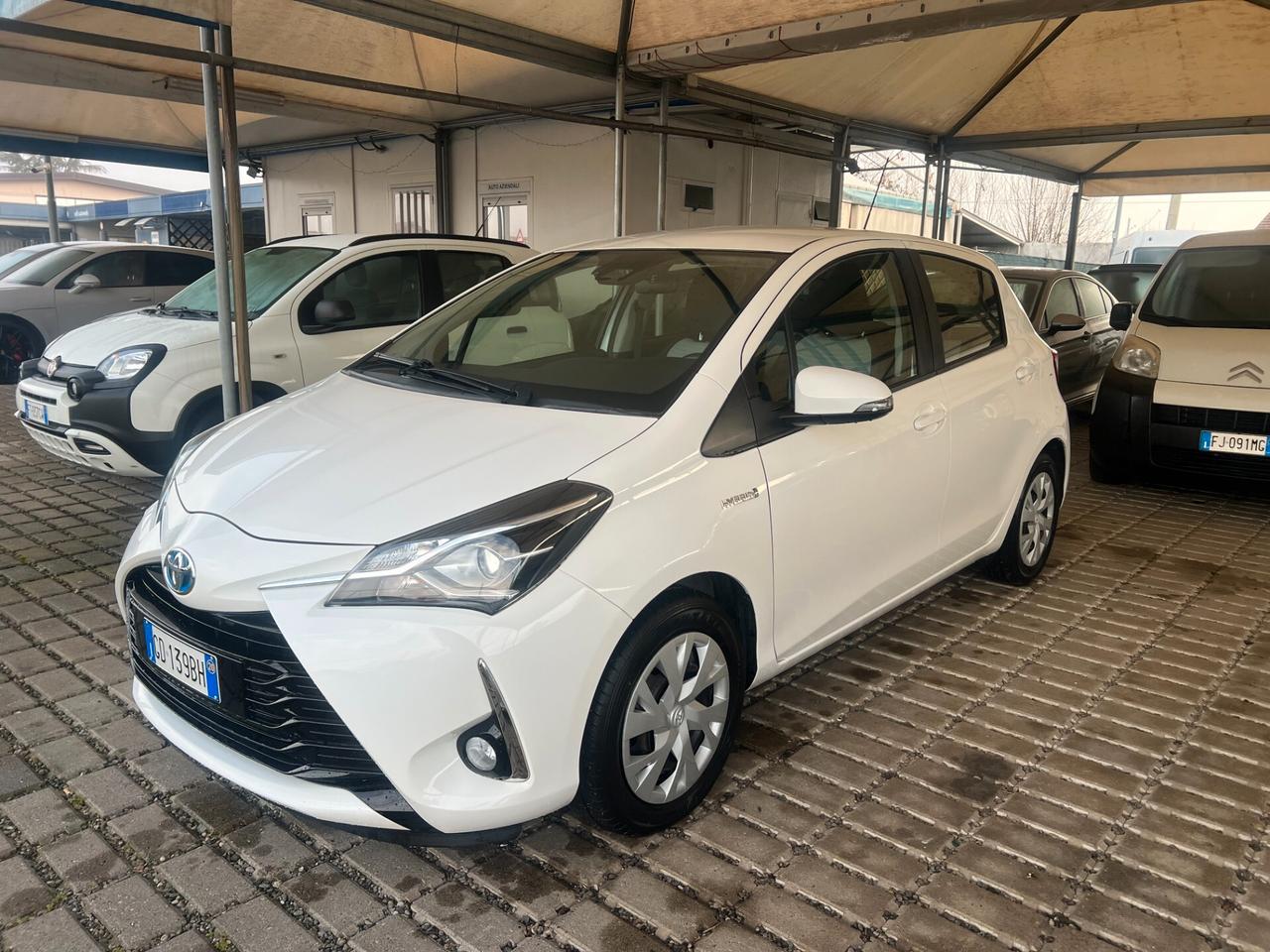 Toyota Yaris 1.5 Hybrid 5 porte Active