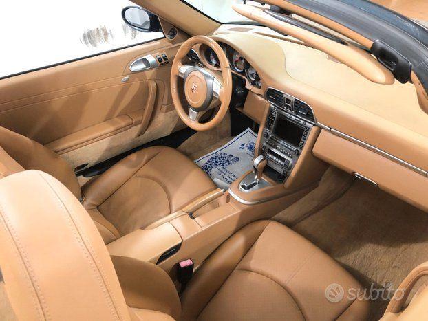 Porsche 911 (997) - carrera 4 s cabrio