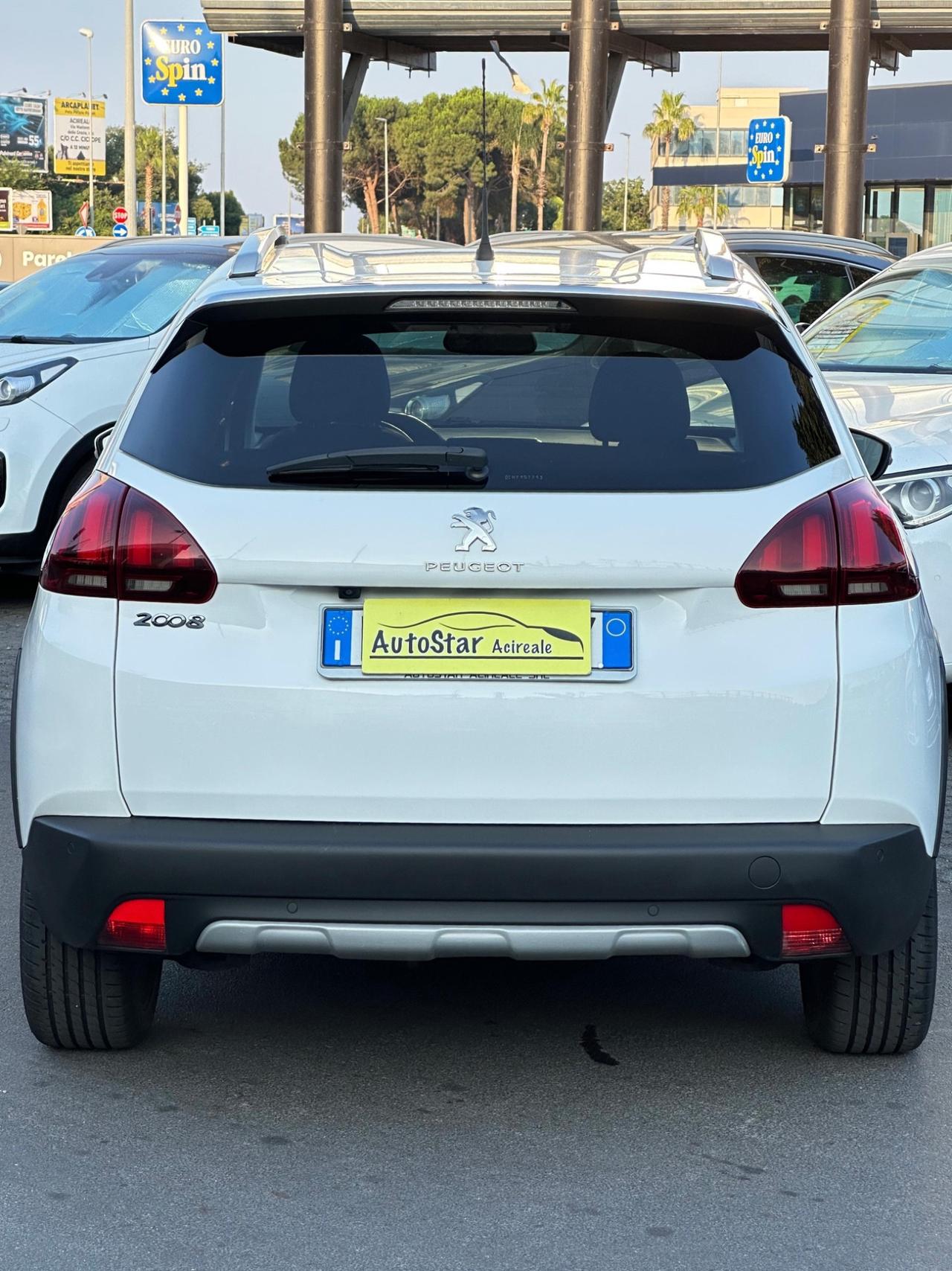Peugeot 2008 1.6 Blue-HDI 120CV Allure