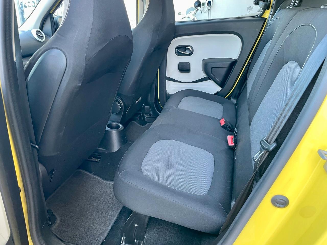 Renault Twingo TCe 90cv EDC Lovely