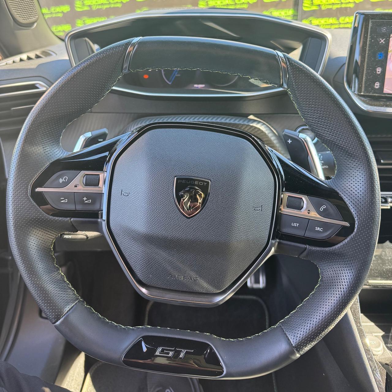 Peugeot 2008 Hybrid GT