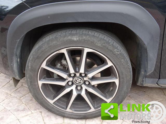 TOYOTA Yaris Cross HYBRID GR SPORT