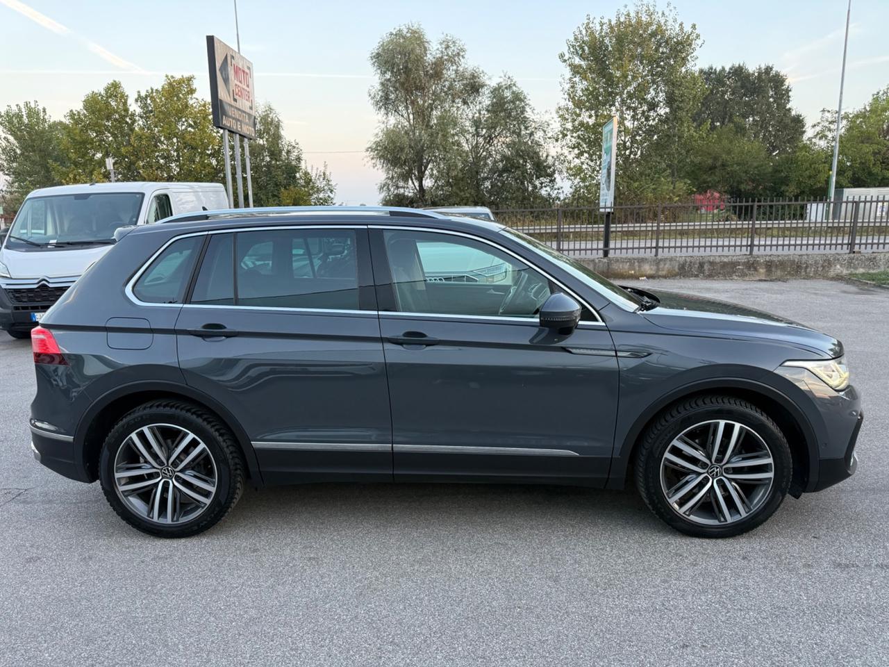 Volkswagen Tiguan 2.0 TDI 150 CV SCR DSG Elegance