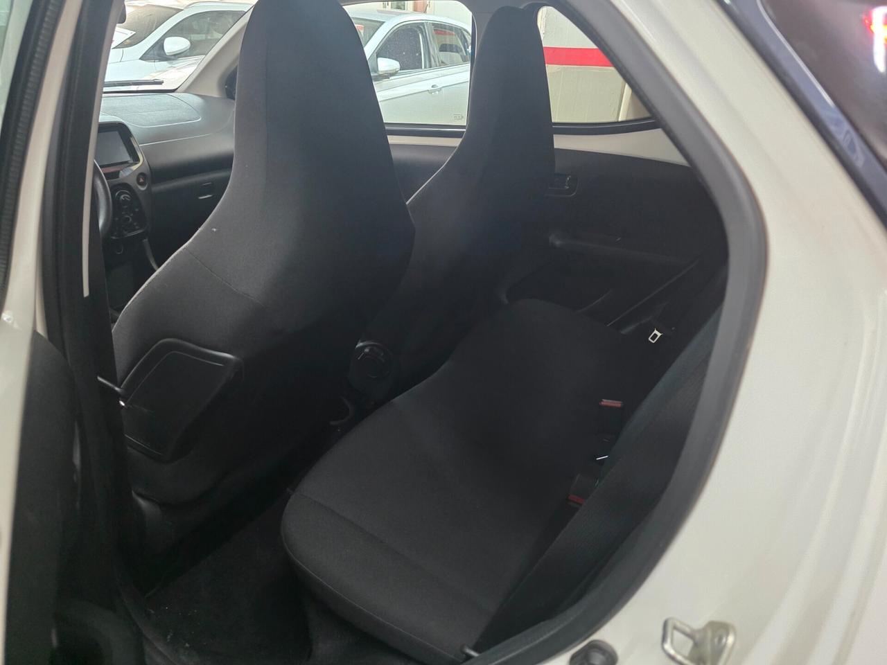 Toyota Aygo 1.0 VVT-i 69 CV 5 porte PROMO ATTIVA