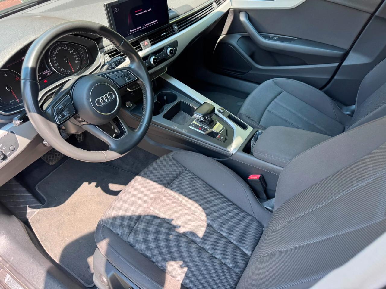Audi A4 Avant 30 TDI/136 CV S tronic Business Advanced*EURO6