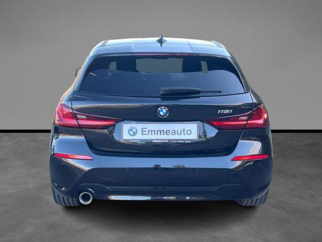 BMW 118 i 5p. Business Advantage